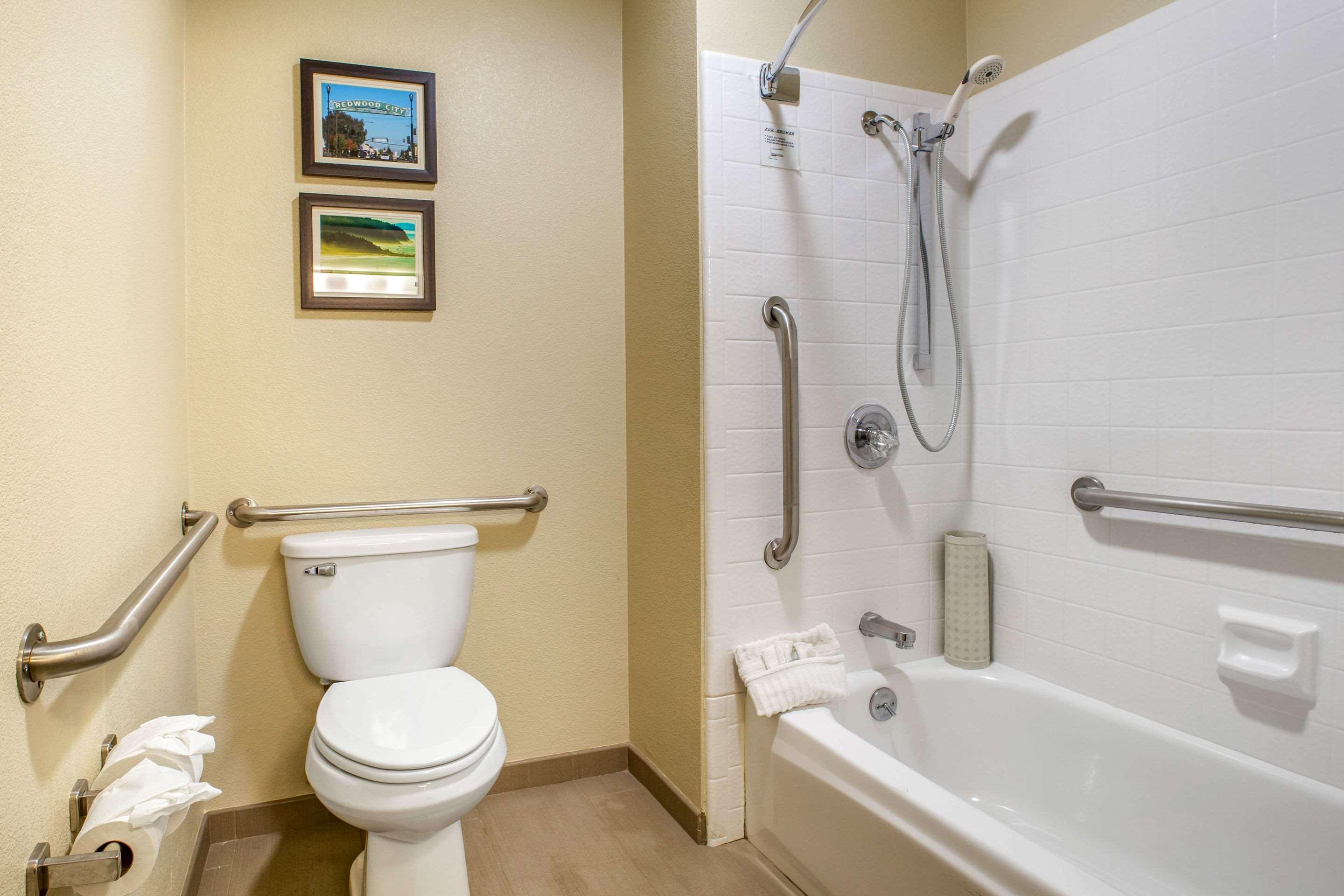 Comfort Redwood Redwood City